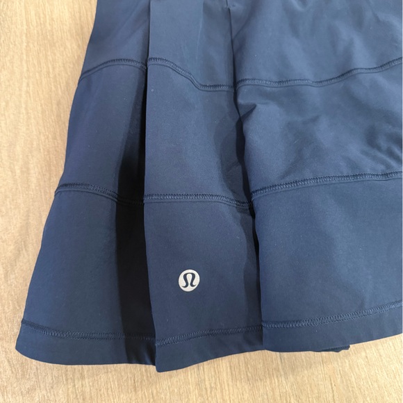 Lululemon Pace Rival Mid-Rise Tennis Skirt Pockets Navy Blue Size 6 - Picture 5 of 11